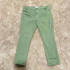 Like New Ann Taylor Loft Skinny Crop Green Pant